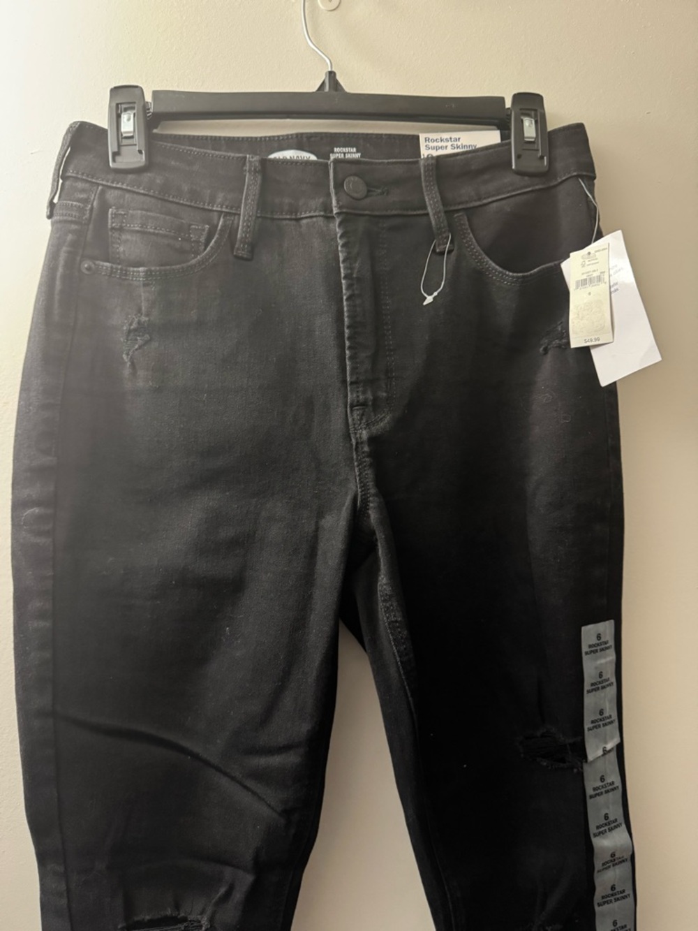 Old Navy Black Rockstar Super Skinny Jeans - Picture 2 of 10